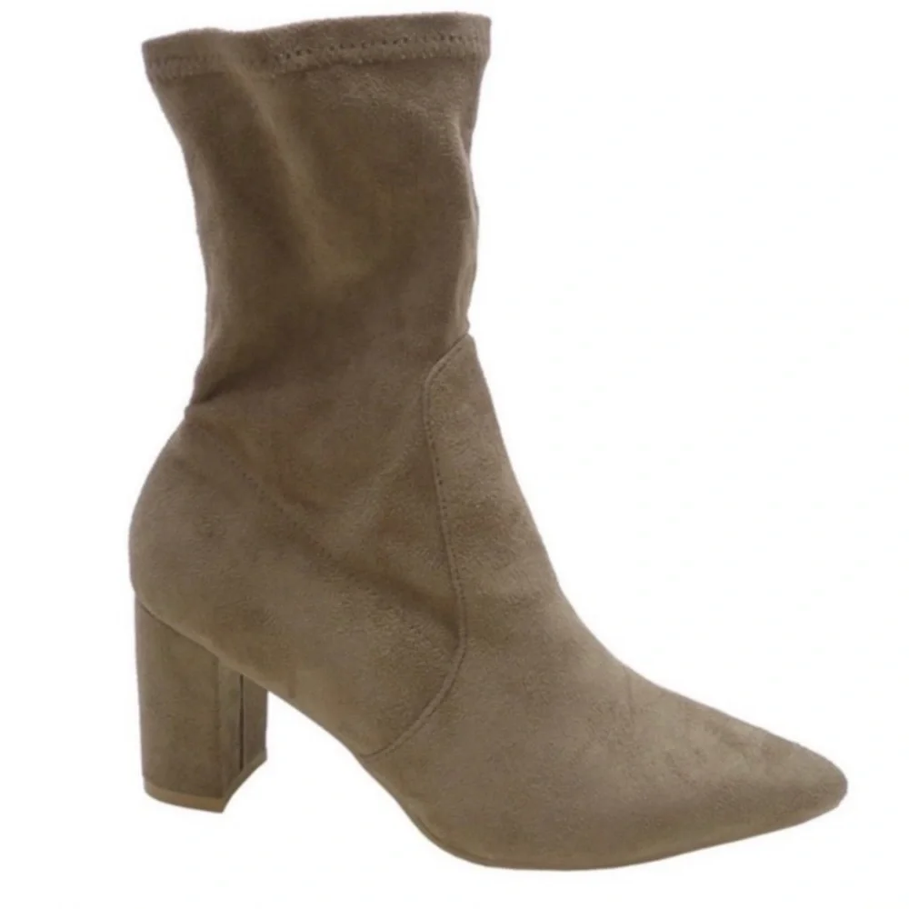 Wild Diva Lounge Pointed Toe Block Heel Boots